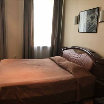 Полулюкс с одной двуспальной кроватью в Гостинице Крон Отель