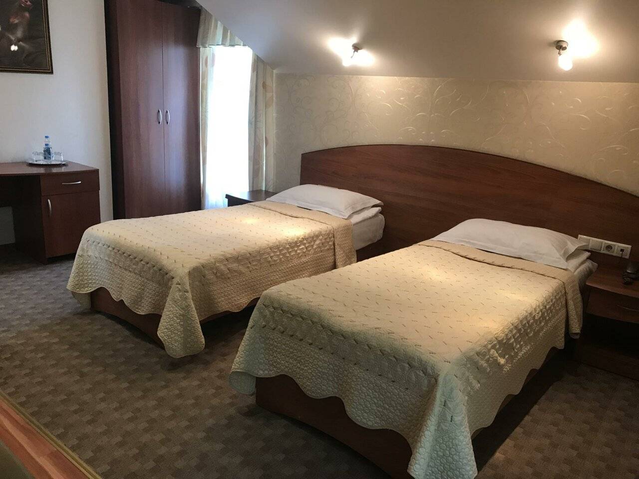 Номер стандарт с 2 односпальными кроватями